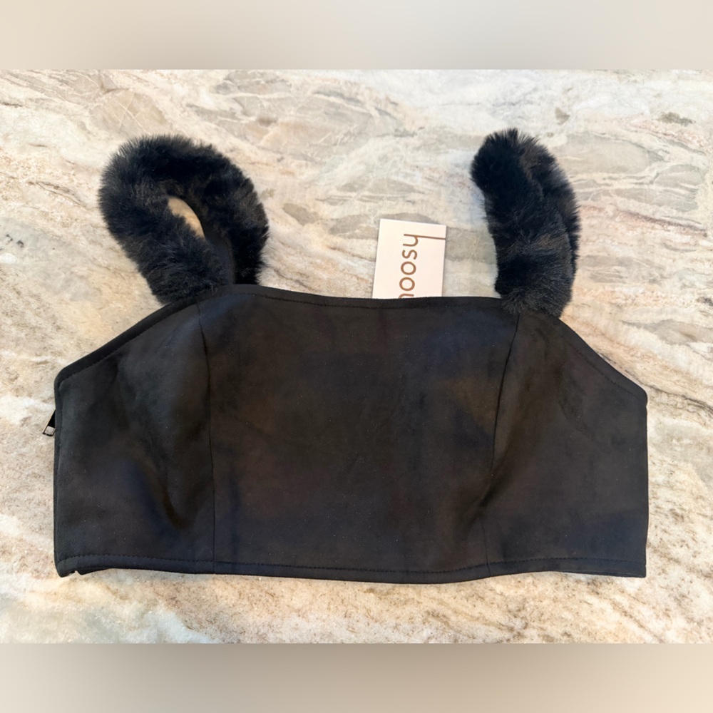 Choozy NWT Black Faux Fur Trim Strapless Top Size 2